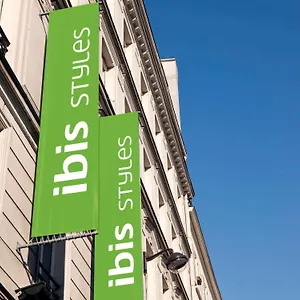 Ibis Styles République Francia